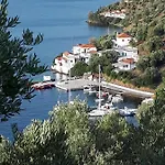 בית נופש Eione Op Het Eiland Paleo Trikeri