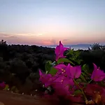 Eione Op Het Eiland בית נופש